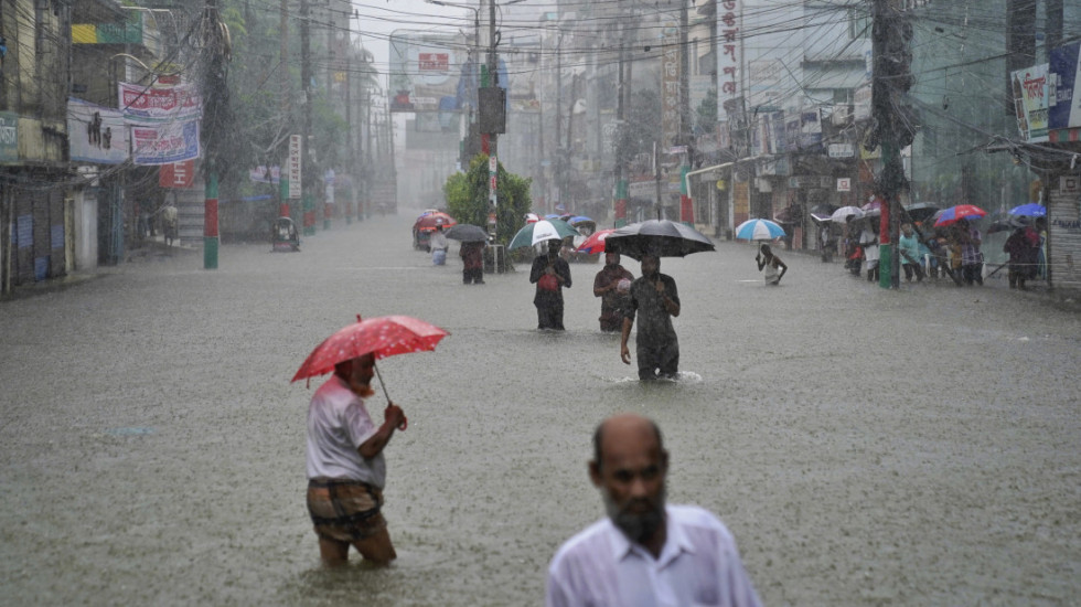 Nevreme u Bangladešu: 13 žrtava, poplavama pogođeno 4,4 miliona ljudi