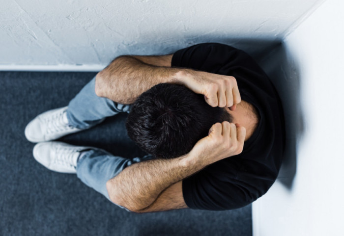 Tiha epidemija savremenog društva: Dve osobe dnevno u Srbiji oduzmu sebi život