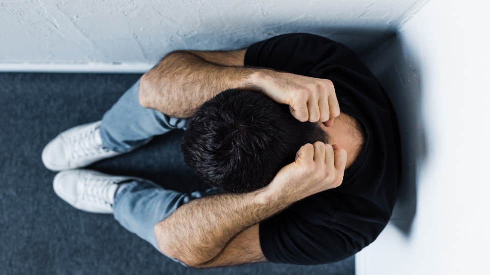 Tiha epidemija savremenog društva: Dve osobe dnevno u Srbiji oduzmu sebi život