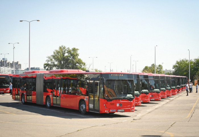 Šapić: Još 80 autobusa na ulicama Beograda, uvodimo blokadu da bi se poštovalo ograničenje brzine