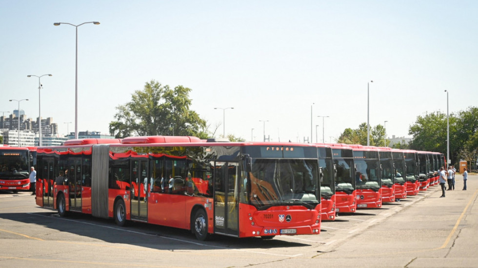 Šapić: Još 80 autobusa na ulicama Beograda, uvodimo blokadu da bi se poštovalo ograničenje brzine