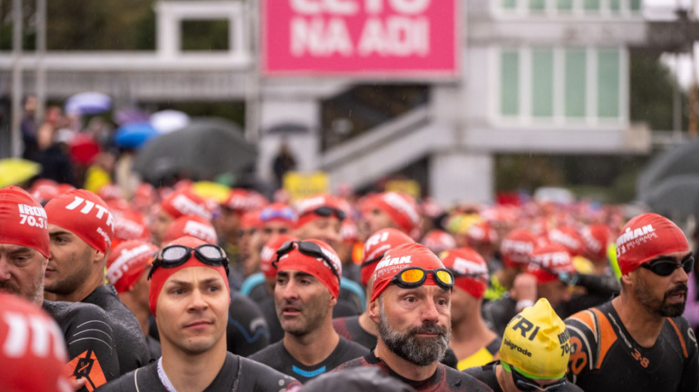 "Spektakl koji nije viđen u istoriji Srbije": Održan prvi međunarodni triatlon u Beogradu