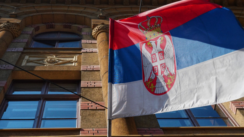 Srpska trobojka prvi put u svemiru: Turski biznismen oženjen Srpkinjom poneo u letelici zastave obe države