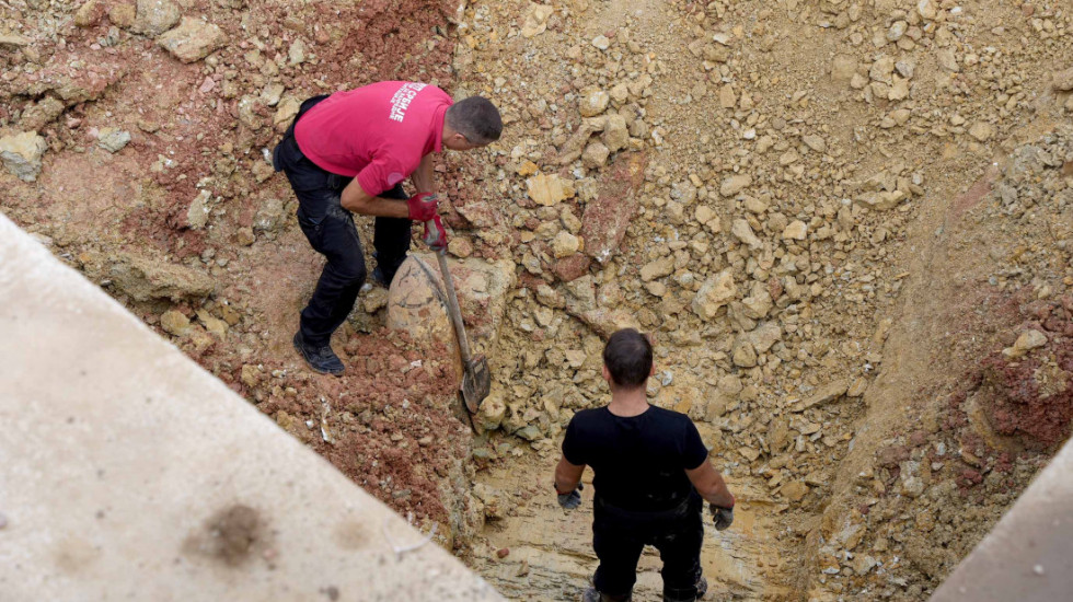 (FOTO) Granata iz Prvog svetskog rata teška 200 kg pronađena u centru Beograda