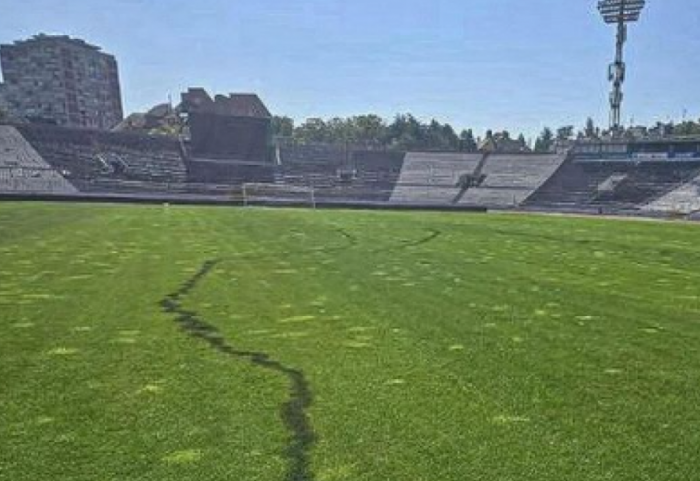 "Večiti derbi" doveden u pitanje: Uništen teren u Humskoj, FK Partizan traži da se hitno nađu počinioci