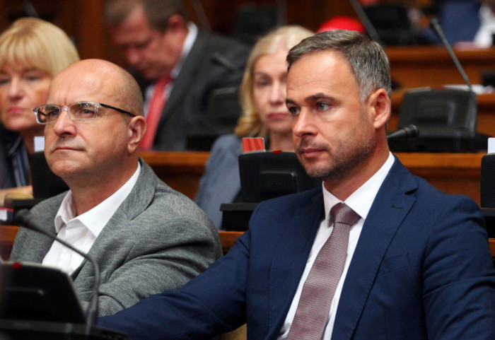 NPS podneo predsedniku Srbije zvaničan zahtev za raspuštanje parlamenta i raspisivanje vanrednih izbora