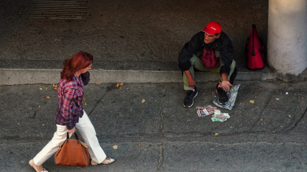 Osuđeni na po pet i po godina zatvora zbog eksploatacije muškarca za prosjačenje, uz pretnje i zlostavljanje