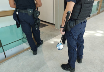 Pronađene dve ručne bombe u školi u Boru, oko 500 đaka evakuisano