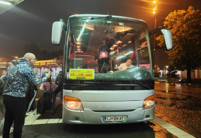 (FOTO/VIDEO) Posle 58 godina ispratili smo poslednji autobus sa stare autobuske stanice, ostala zbirka uspomena