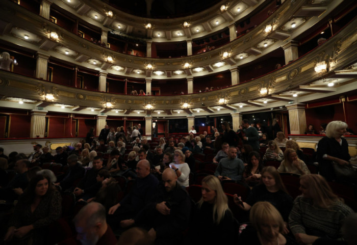 Predsednik Sindikata glumaca Narodnog pozorišta: Biće zatvorno do 24. oktobra, drugi teatri nude svoje scene