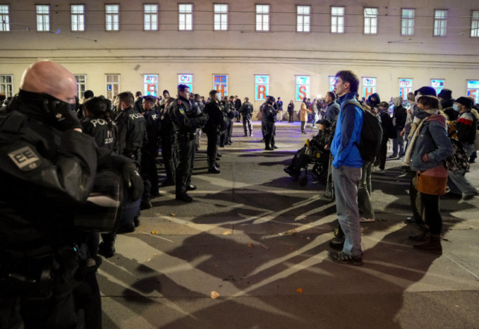 "Zaštitimo demokratiju": Hiljade ljudi protestovalo u Beču protiv krajnje desnice