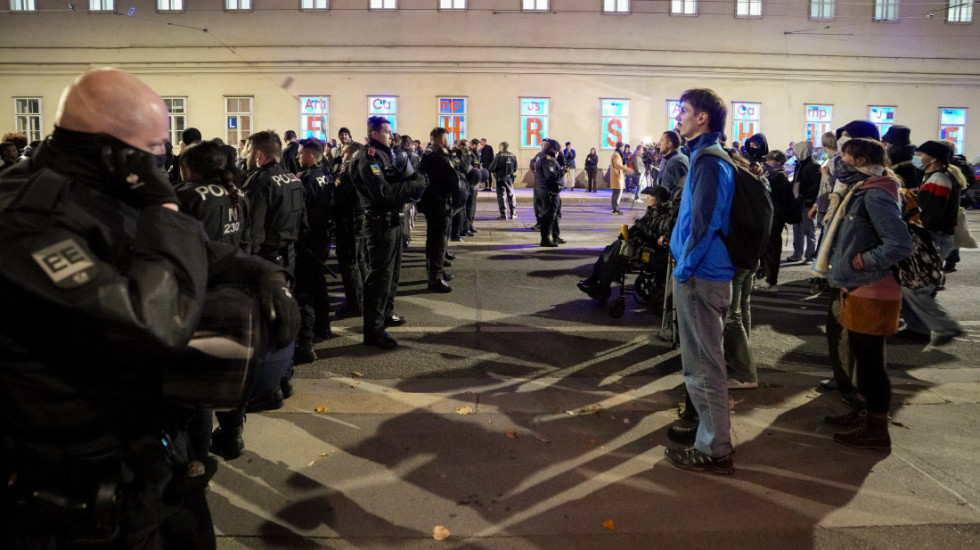 "Zaštitimo demokratiju": Hiljade ljudi protestovalo u Beču protiv krajnje desnice