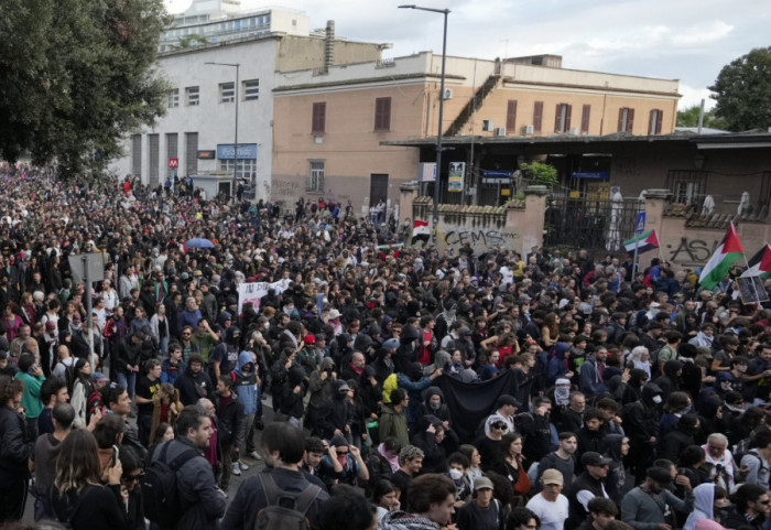 Uprkos zabrani oko 5.000 ljudi na propalestinskom maršu u Rimu, privedeno 19