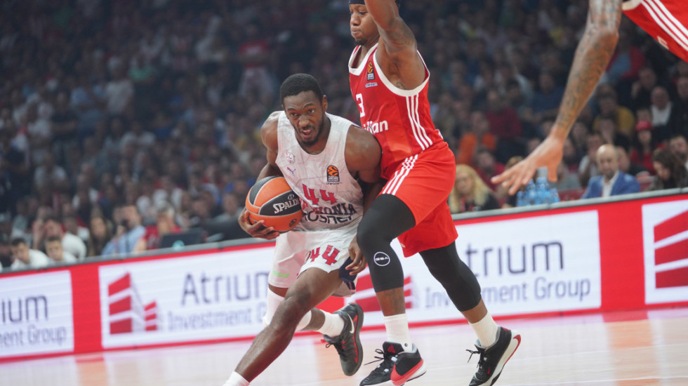 Kenan uspešno operisan u SAD, saopštio KK Crvena zvezda