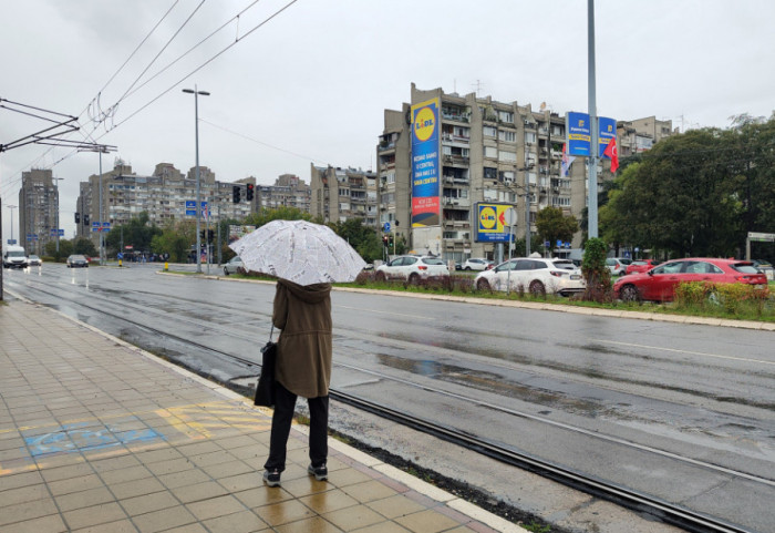 Oblačno sa rosuljom, u brdsko-planinskim predelima provejavanje snega: Temperatura do osam stepeni