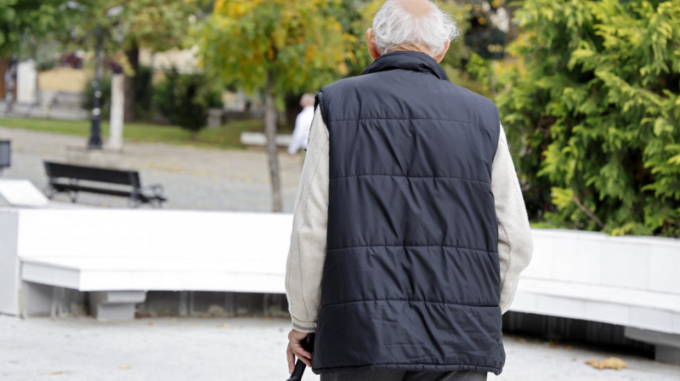 Fond PIO upozorava penzionere na prevarante: Lažno se predstavljaju kao radnici Fonda nudeći pomagala i vaučere za odmor