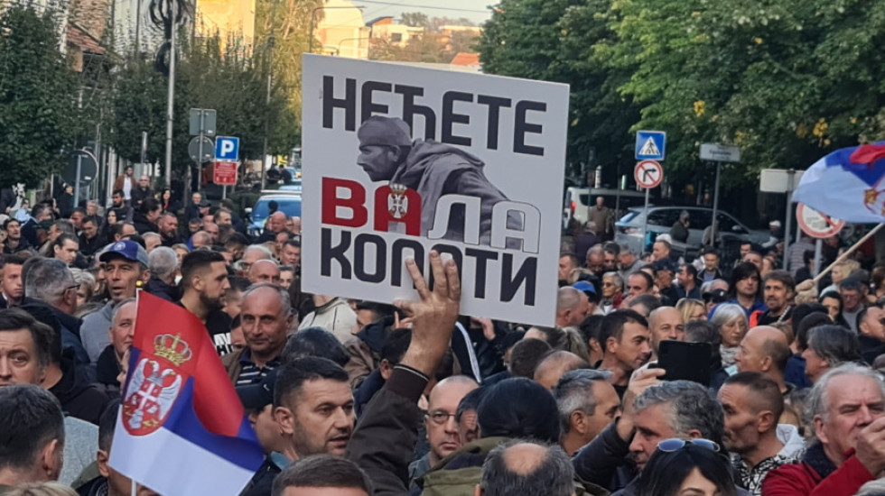 Održan protest u Loznici protiv rudarenja litijuma, građani pozvani na blokade 19. oktobra