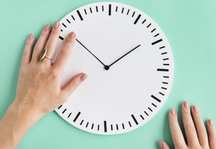 Sat manje sna: Noćas počinje letnje računanje vremena