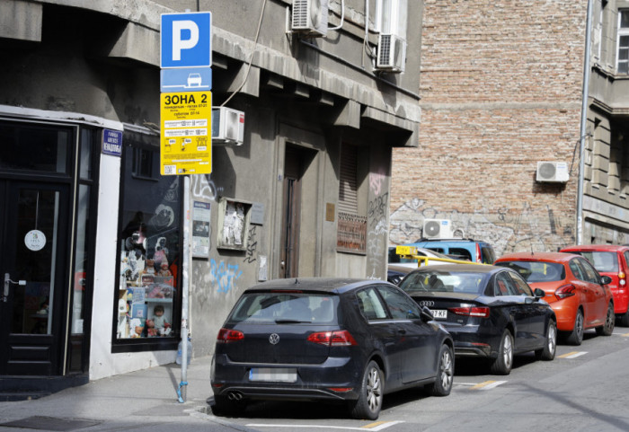 Besplatan parking u zoniranim delovima grada 1, 2. i 7. januara