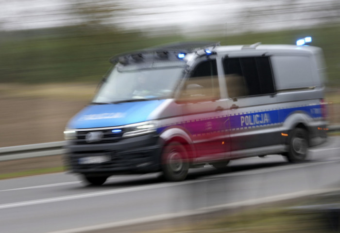 Trkački automobil u Poljskoj uleteo u publiku, povređeno 18 osoba