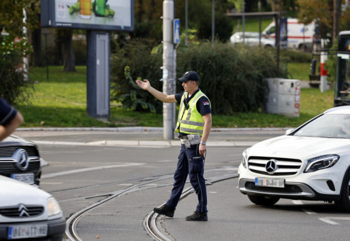 Za šest dana skoro 32.000 prekršaja prekoračenje brzine: Vozio "audi" 225,9 kilometara na čas, a dozvoljeno 100