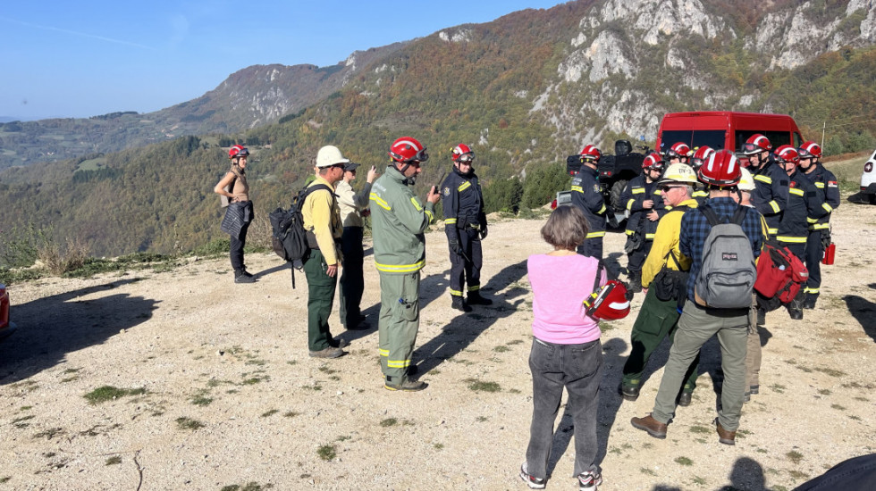 (FOTO) Amerikanci na Tari obučavali srpske vatrogasce: Kontrapožari - nova metoda borbe sa vatrom na otvorenom