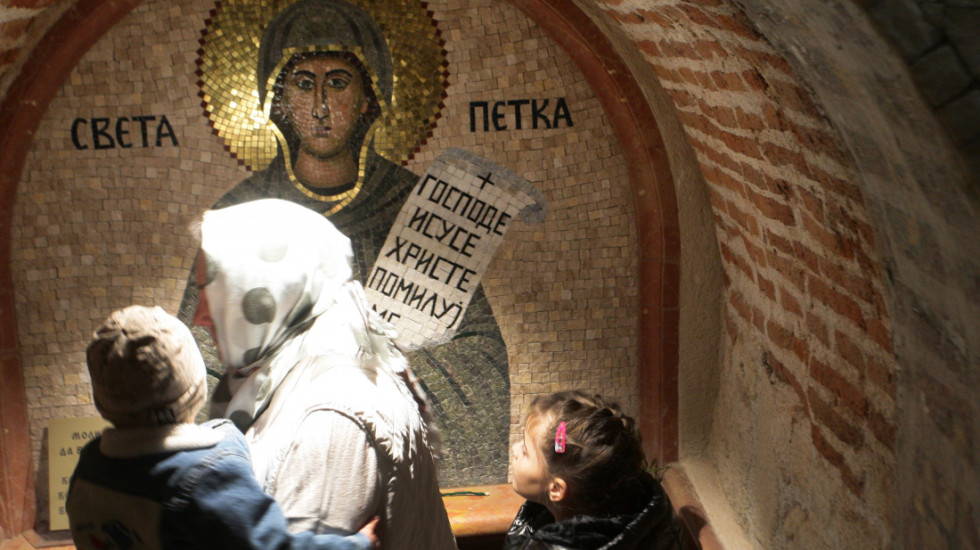 Sveta Petka ima posebno mesto u tradiciji srpskog naroda: Koji običaji su vezani za ovaj praznik