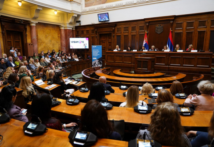 Ministarstvo prosvete: Uplaćene zarade univerzitetskim profesorima koji su organizovali nastavu u aprilu