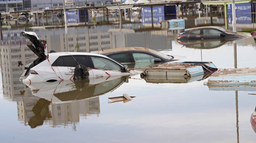 Poplave pogodile Barselonu i okolinu: Otkazani letovi, obustavljen železnički saobraćaj