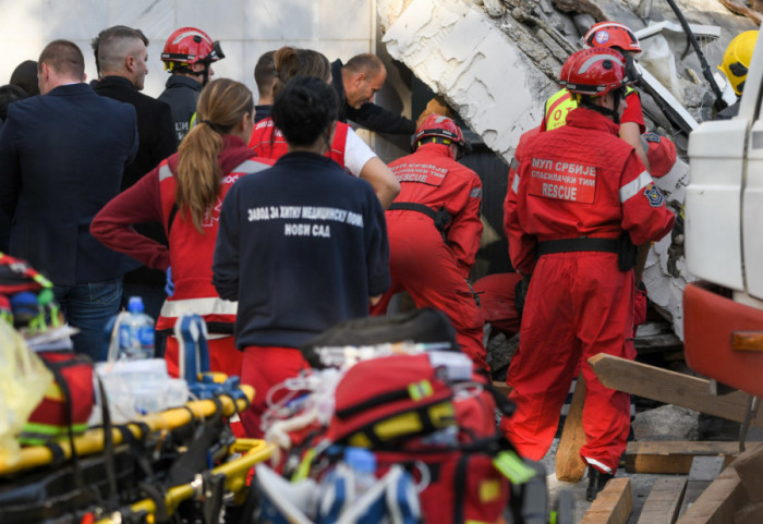 Udružena novosadska opozicija zbog tragedije traži ostavke Vučevića, Vesića i gradonačelnika Đurića