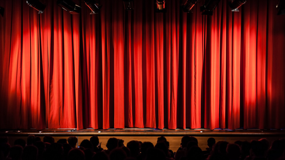 Pravila i uslovi nagradnog konkursa “Osvojite 5x2 karte za predstavu 'Neki važan čovek'"