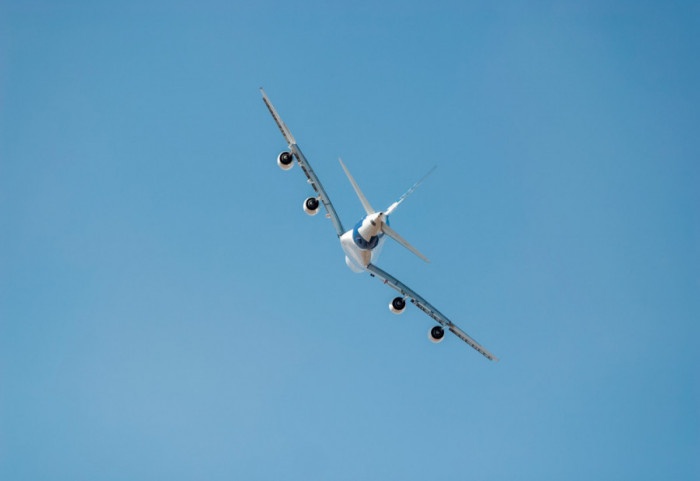 Srušio se mali avion na Havajima, poginula oba pilota