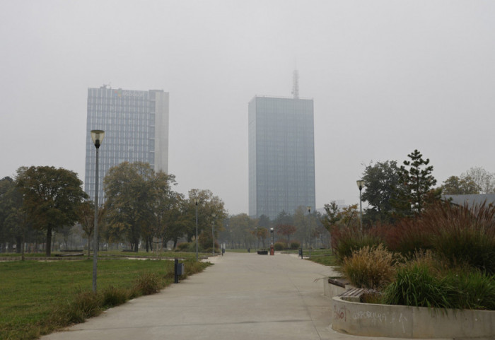 Prvog dana vikenda oblačno sa slabom kišom i maglovito: Temperatura do 12 stepeni