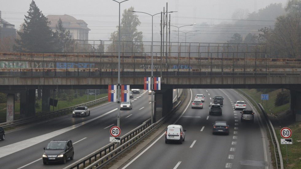 AMSS: Jak vetra otežava vožnju, zbog jačine udara poseban oprez na mostovima i nadvožnjacima