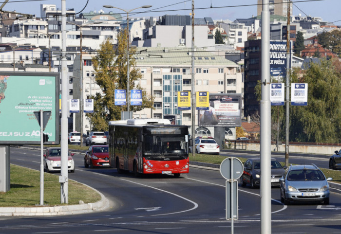 Sve ulice u Beogradu prohodne, gradski prevoz funkcioniše po redovnom režimu