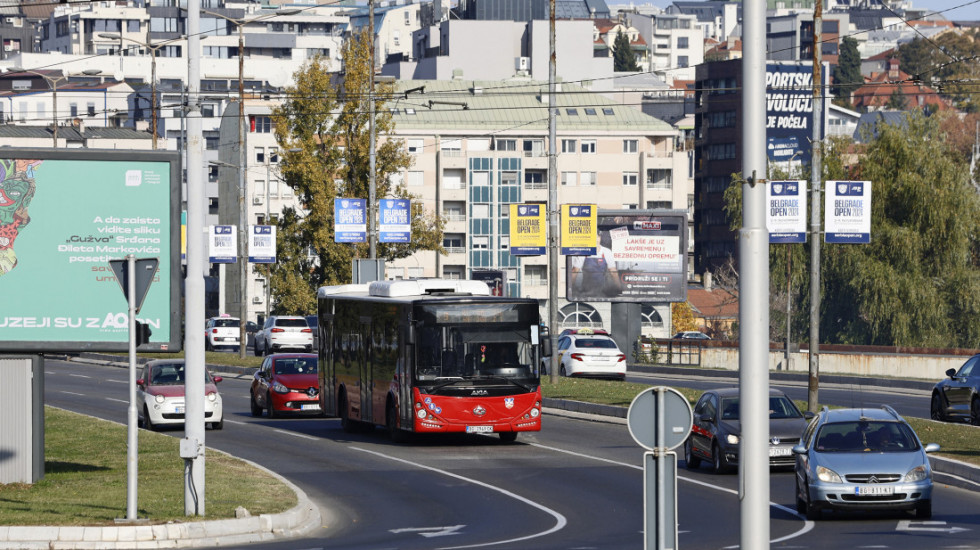 Sve ulice u Beogradu prohodne, gradski prevoz funkcioniše po redovnom režimu