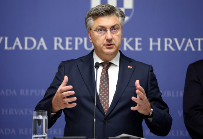 Plenković: Srbija neće zbog Hrvatske ostati bez nafte, moramo naći rešenje