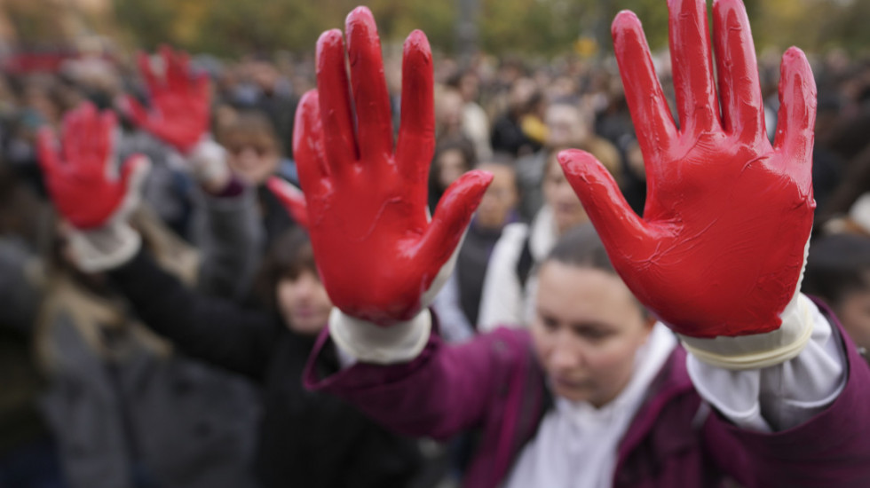 Novi protest u nedelju na Železničkoj stanici u Novom Sadu: "Hoćemo aktiviste na slobodi, ubice u zatvoru"