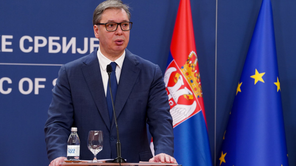 Vučić: NIS će papir o sankcijama SAD dobiti 10. ili 13. januara, imamo dovoljno rezervi, neće biti nestašice goriva