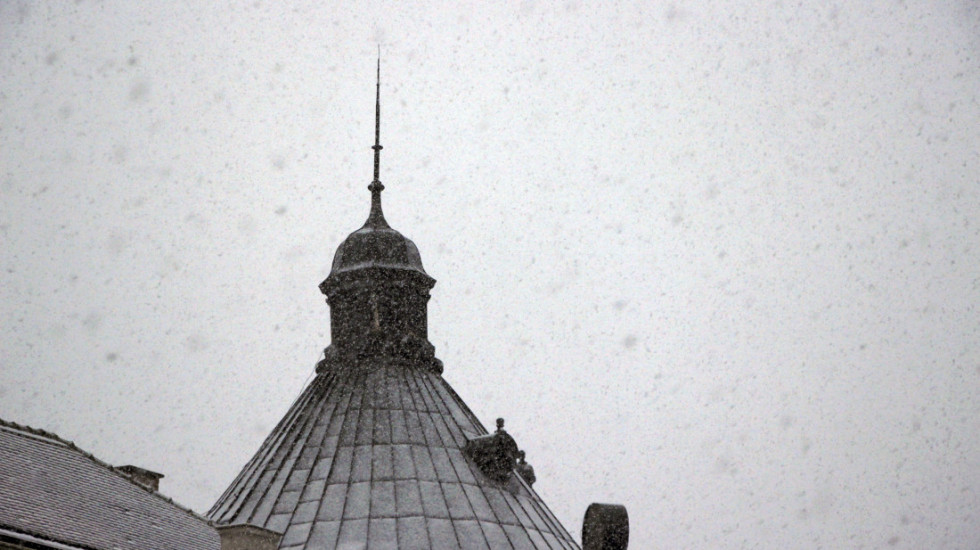 Pad temperature, kiša i sneg: RHMZ izdao upozorenje na snežne padavine, temperatura do sedam stepeni