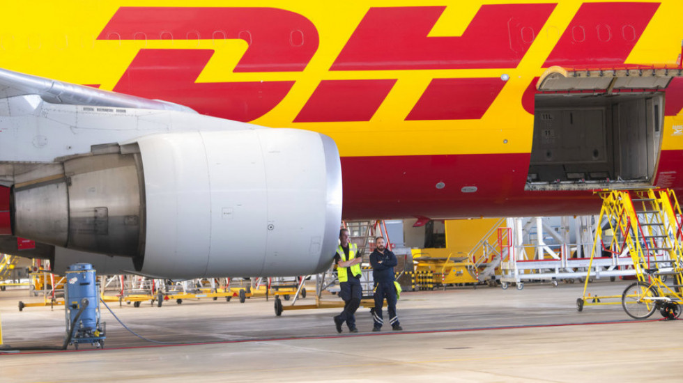 Procurio sumnjiv paket, 12 povređenih: Drama u distributivnom centru DHL u Nemačkoj