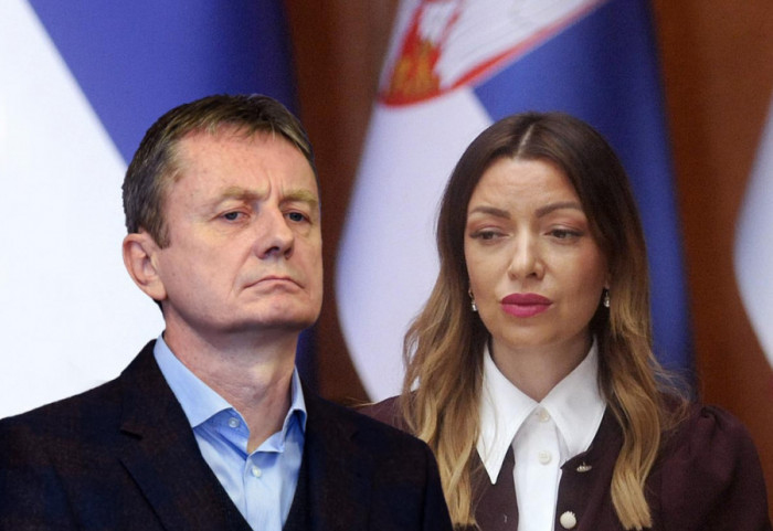 Ministarstvo koje je vodio Vesić preuzima Glišić, a Momirovićev resor dobila Mesarović