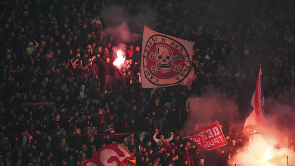 UEFA kaznila Zvezdu zbog navijanja u Bragi: Bez navijača protiv Šturma
