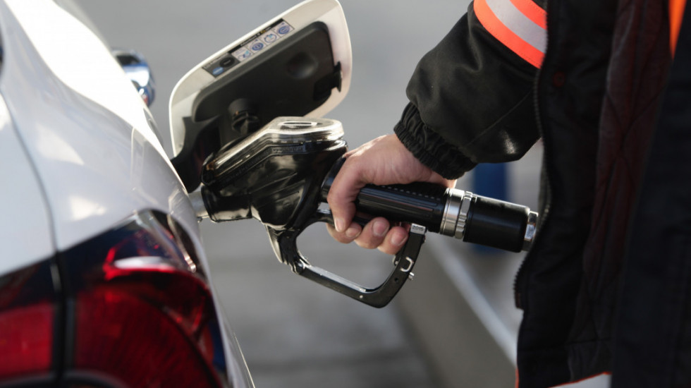 U Crnoj Gori od četvrtka jeftinije sve vrste goriva