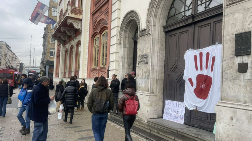 (VIDEO) Profesori o blokadi fakulteta: Antić studente naziva blokaderima, Roglić tvrdi da je većina za obustavu nastave