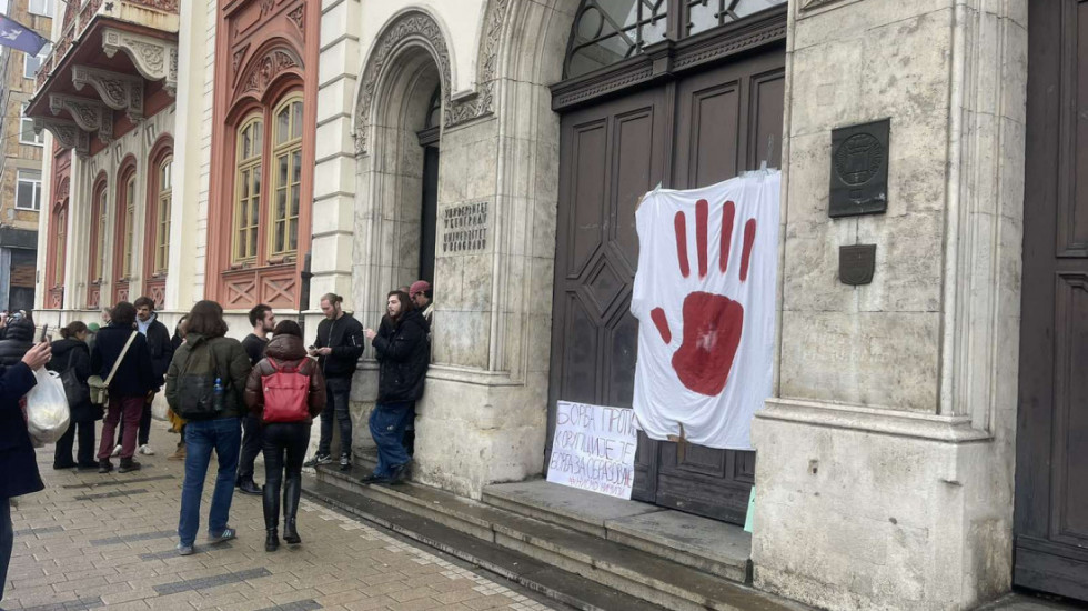 Beogradski studenti traže da bude objavljena dokumentacija o rekonstrukciji novosadske Železničke stanice