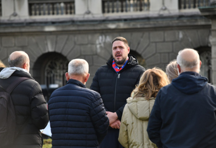 (VIDEO) Štimac 48 sati protestuje ispred Predsedništva: Traži političku odgovornost za 15 žrtava u Novom Sadu