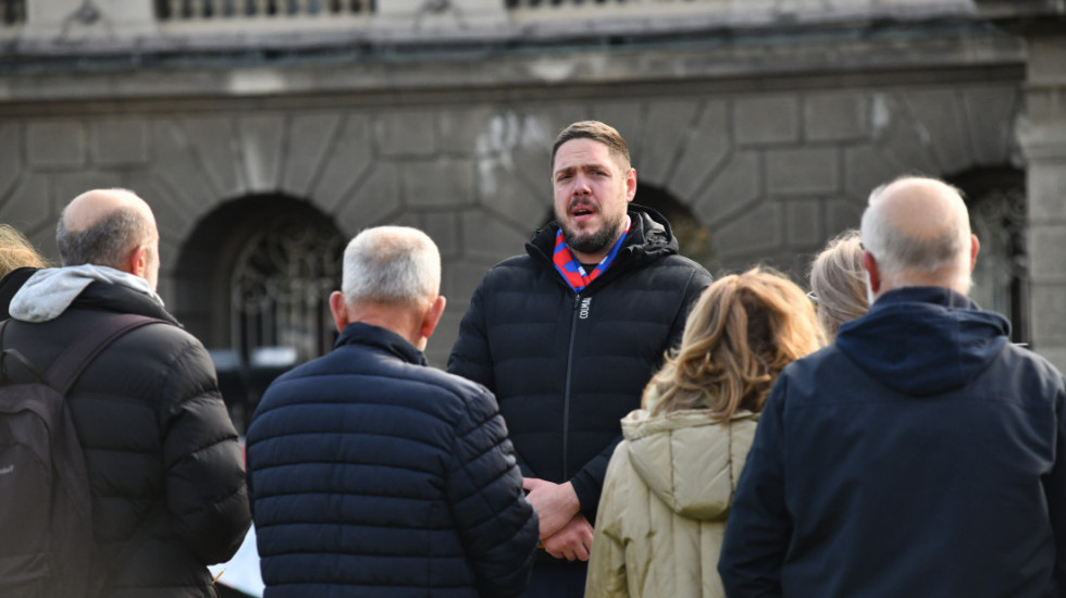 (VIDEO) Štimac 48 sati protestuje ispred Predsedništva: Traži političku odgovornost za 15 žrtava u Novom Sadu