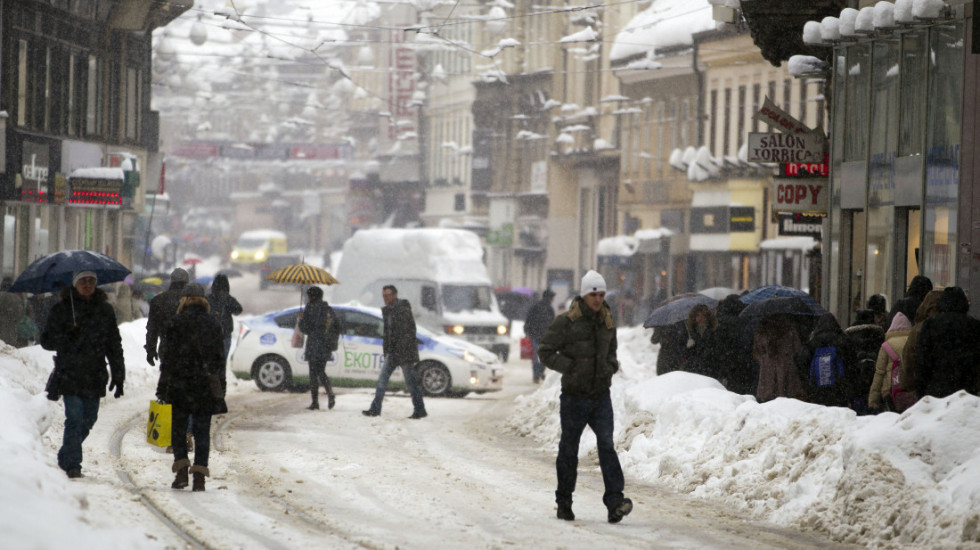 U Gorskom kotaru i Lici napadalo 35 centimetara snega, u sredu i na zagrebačkom području