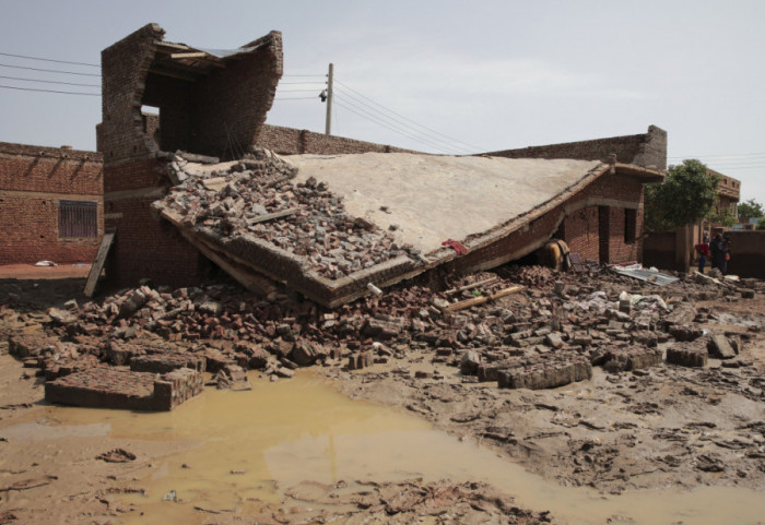 Poginulo više od 100 ljudi u vazdušnom napadu na pijacu u Sudanu